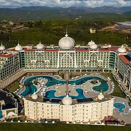 Xafira Deluxe & Hotell Alanya