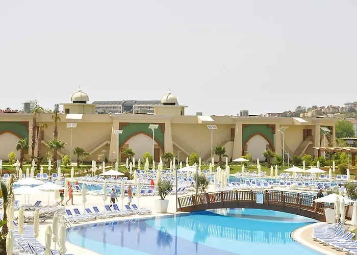 Xafira Deluxe & Szálloda 5*