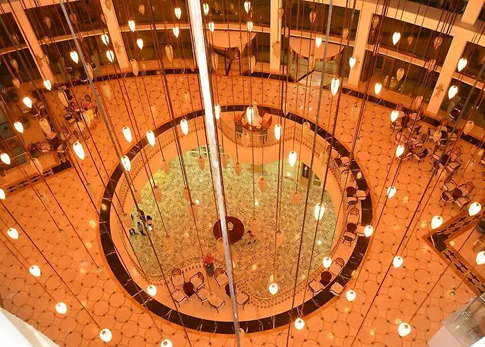 Xafira Deluxe & Szálloda